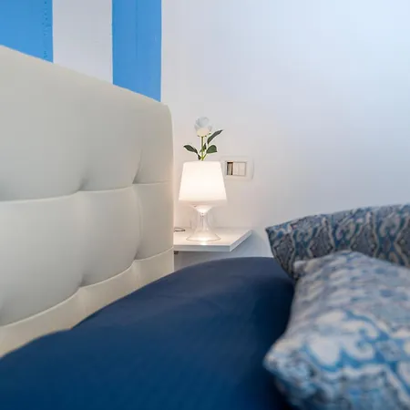 Maison Lulu - Old Town Affittacamere Napoli