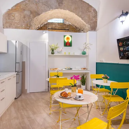 Maison Lulu - Old Town Affittacamere 3*