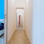 Maison Lulu - Old Town بيت ضيافة 3*